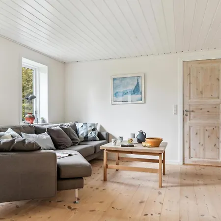 2 Bedroom Cozy In בית נופש *