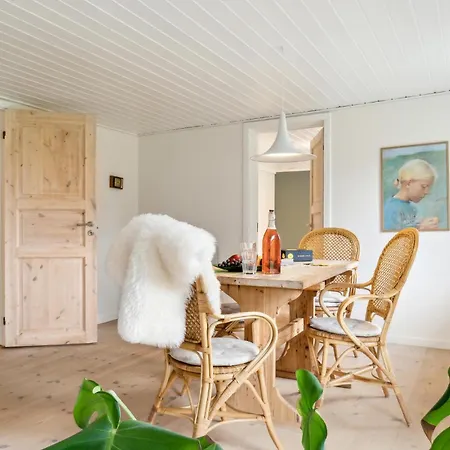 בית נופש 2 Bedroom Cozy In *