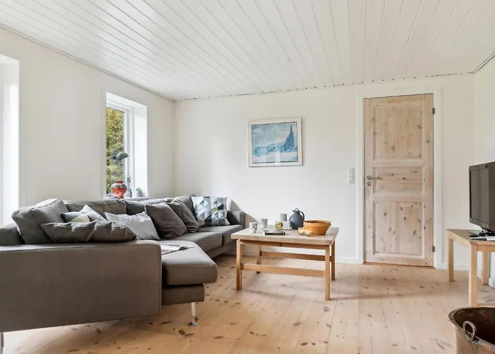 2 Bedroom Cozy In Casa vacanze *