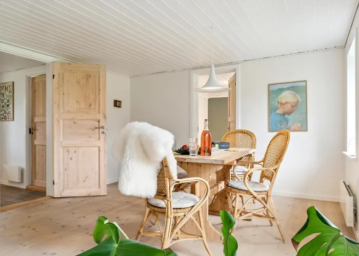 Casa vacanze 2 Bedroom Cozy In *